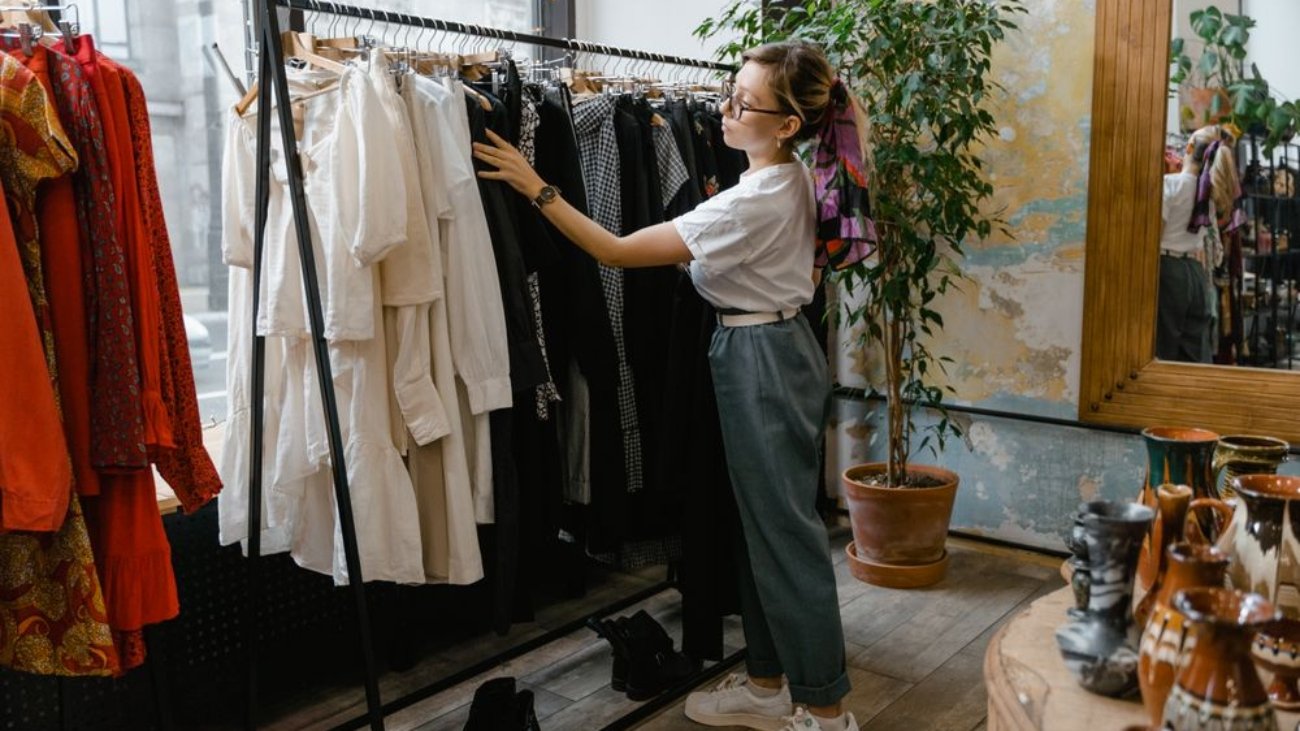 pexels-mart-production-7679453